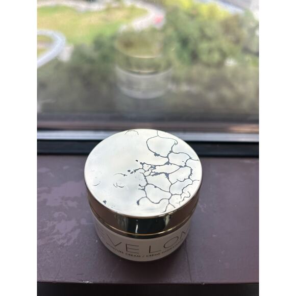 Eve Lom The Moisture Cream - Picture 2 of 6